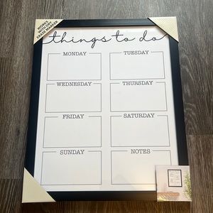 Dry erase weekly calendar board